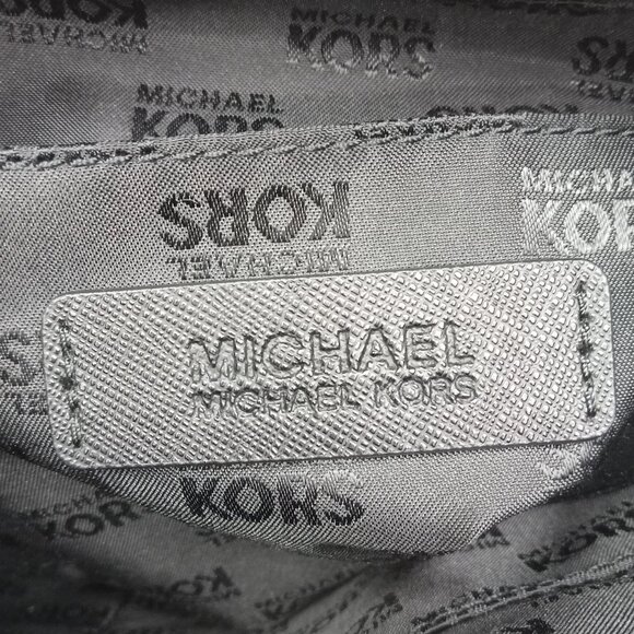 Michael Kors Cindy Medium Dome Satchel Black NO SHOULDER STRAP - Picture 10 of 10